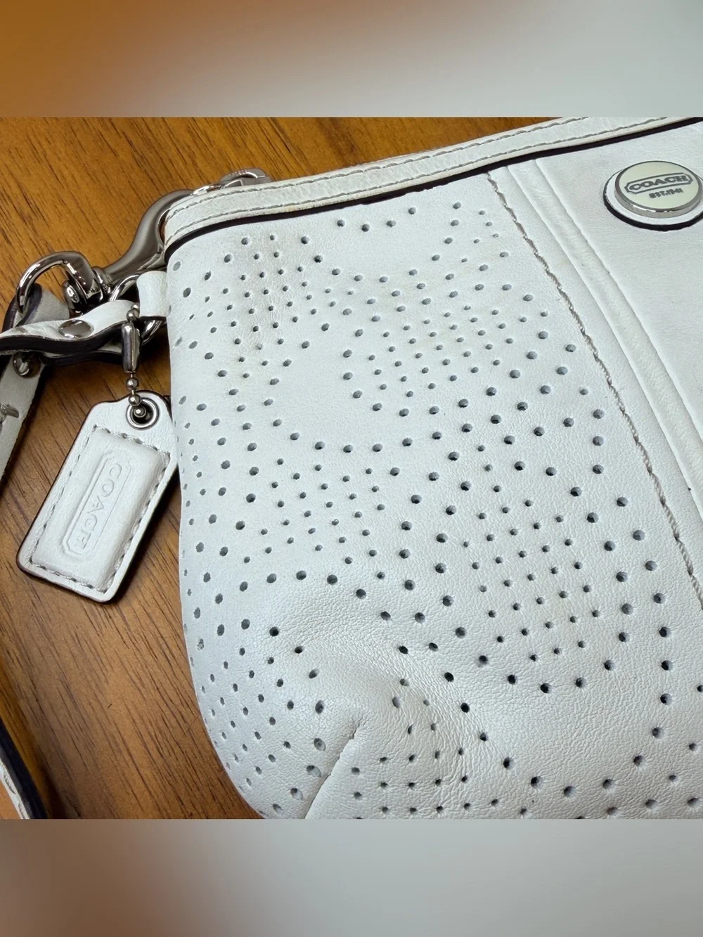 Coach White/Chalk Perforated Leather Wristlet Signature C Clutch Y2K